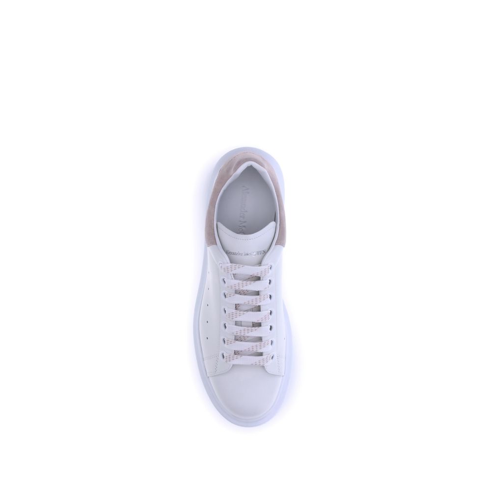 Alexander McQueen Alexander McQueen White Calf Leather Bos Taurus Platform Sneakers studio product image (image 4 of 4)